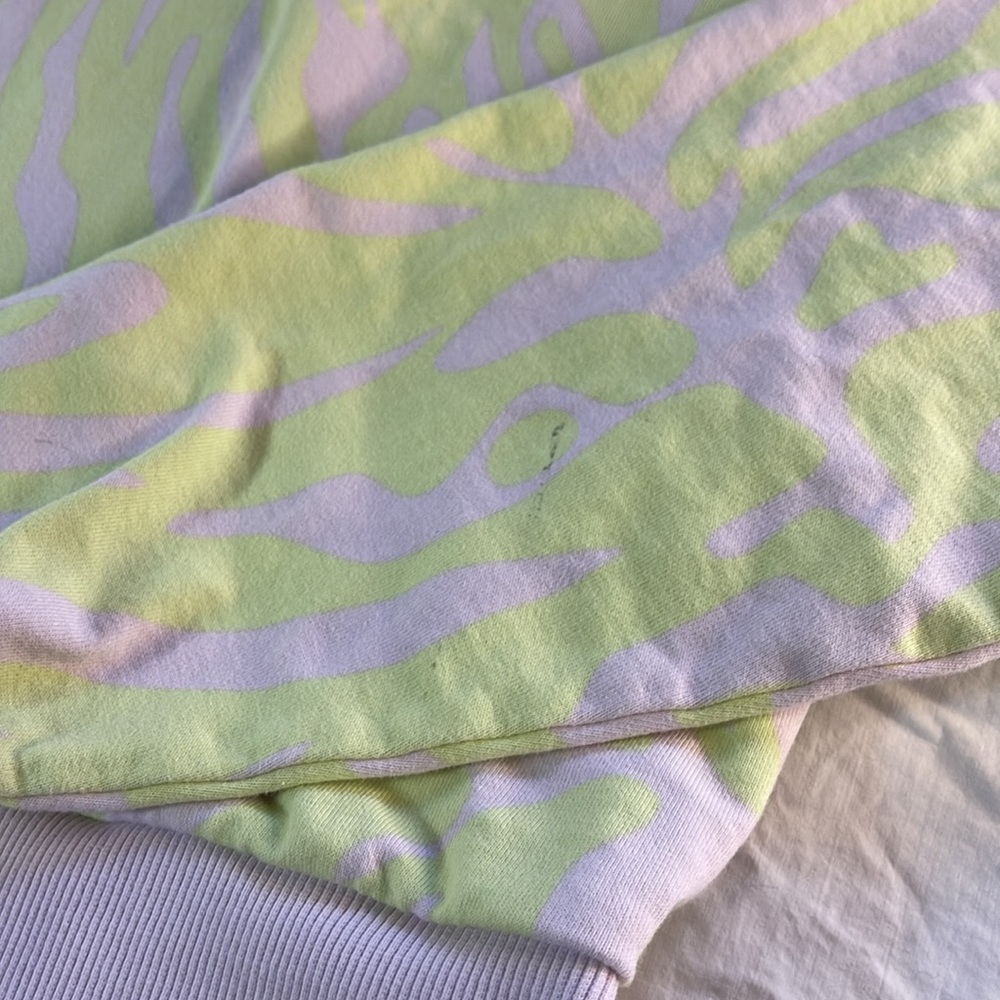 Adidas Light Yellow and Pale Pink Patterned Sweatshirt - Picture 3 of 7